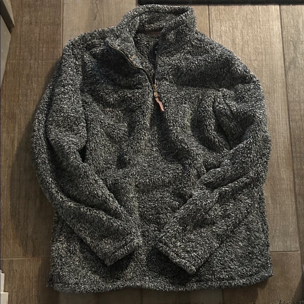 Alpine style, Cozy Zip-Up Gray Sweater for Men
